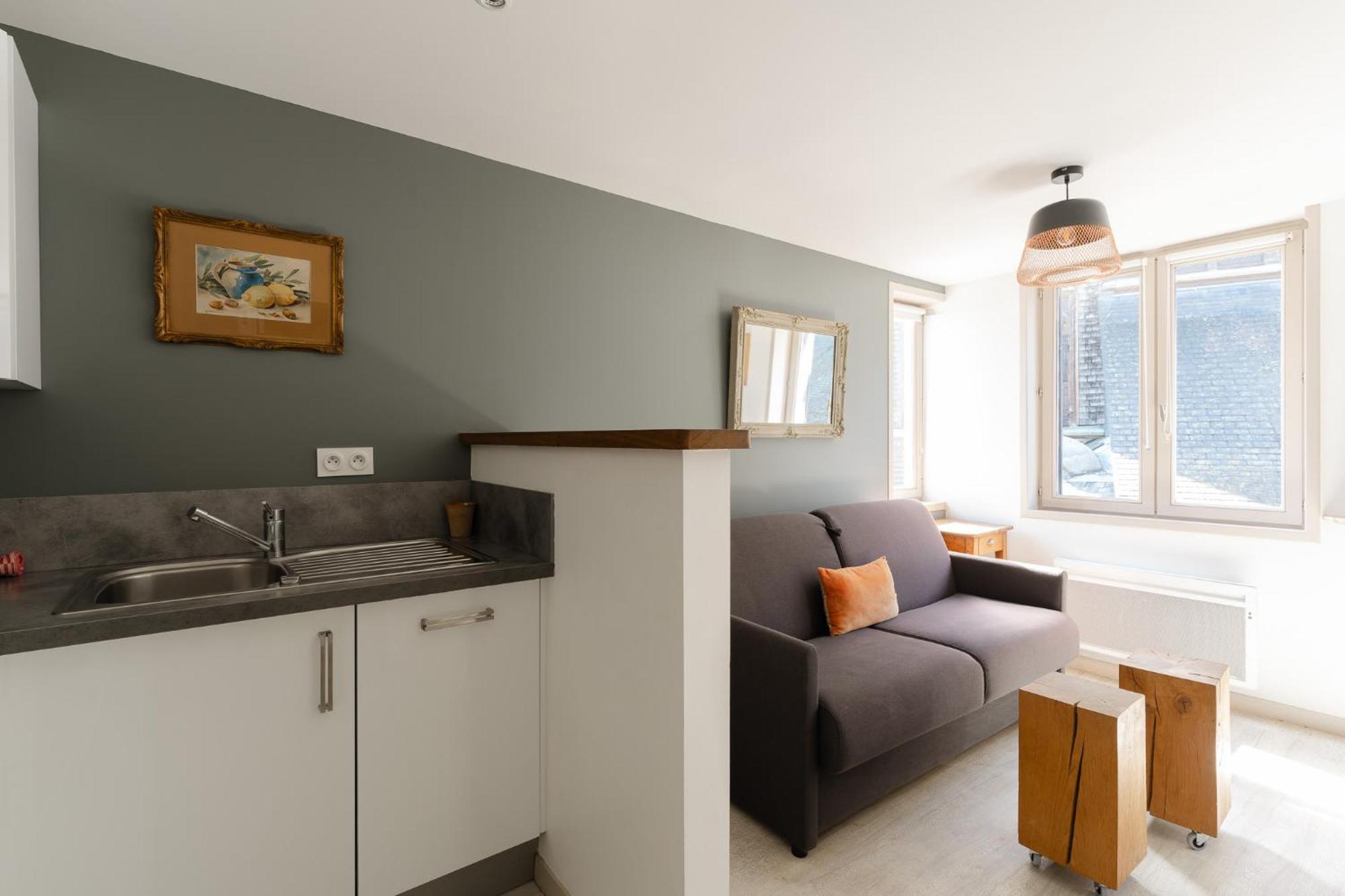 Studio Et Appartements Sainte Catherine Онфлёр Экстерьер фото