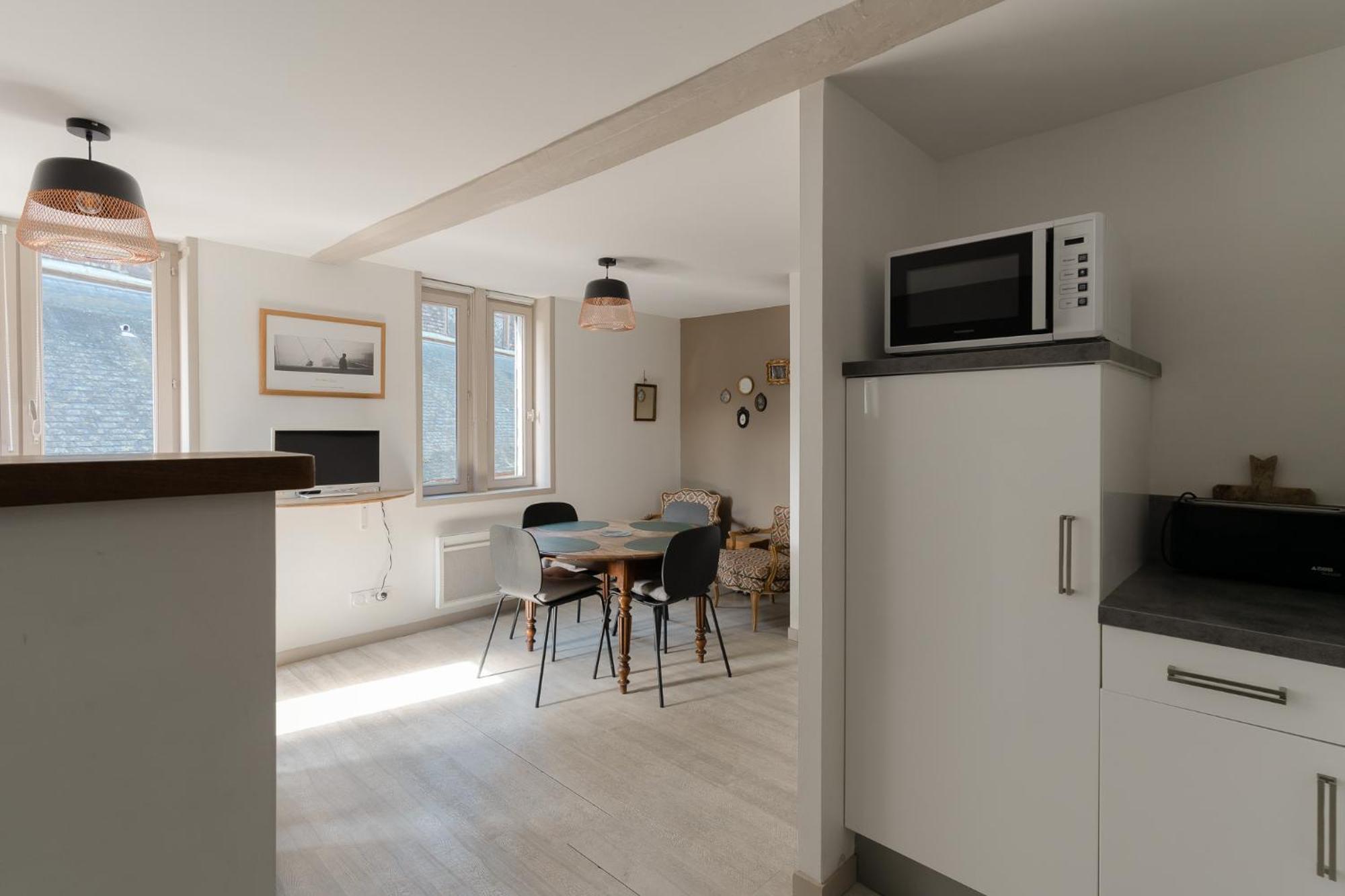 Studio Et Appartements Sainte Catherine Онфлёр Экстерьер фото
