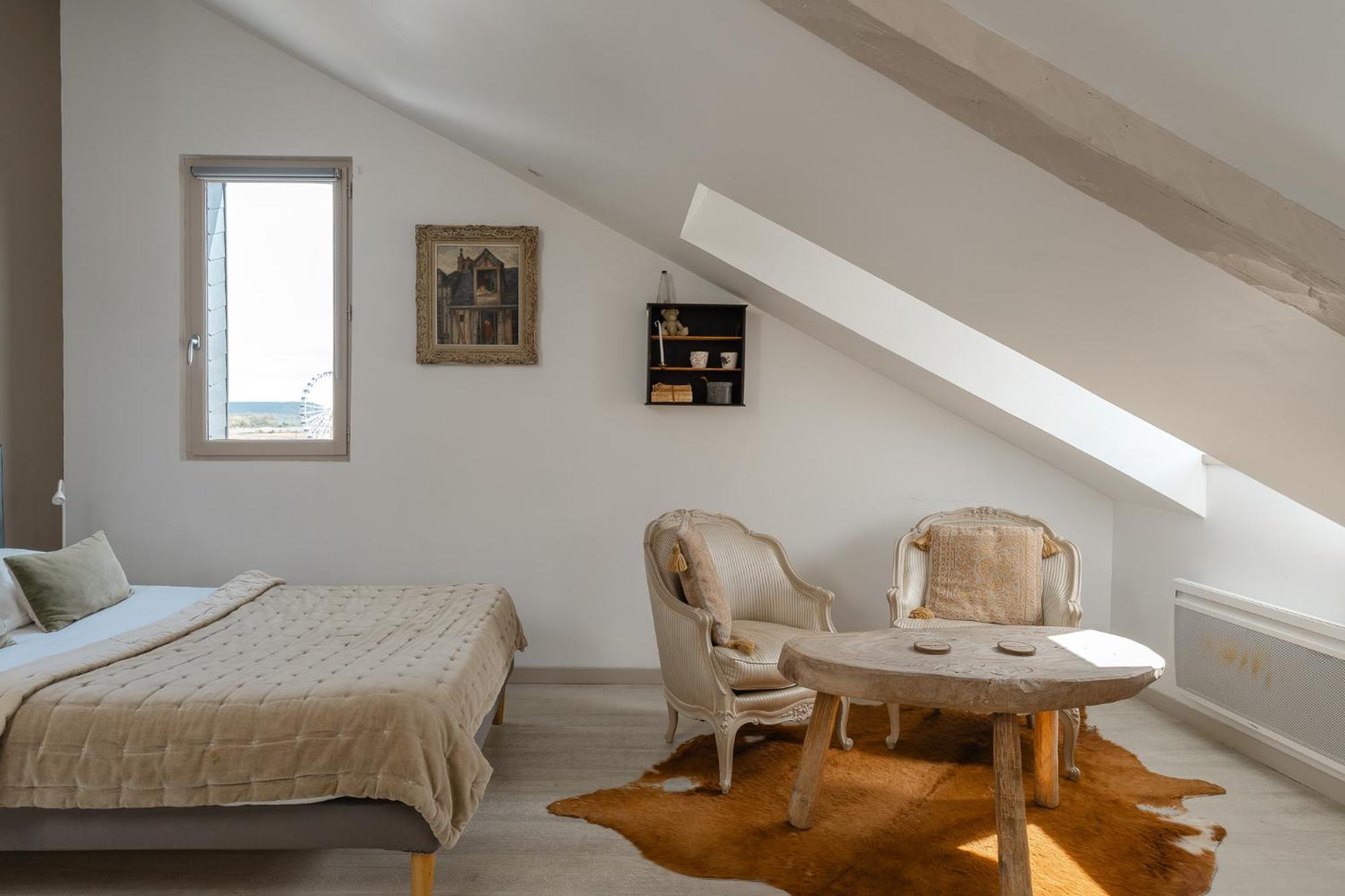 Studio Et Appartements Sainte Catherine Онфлёр Экстерьер фото