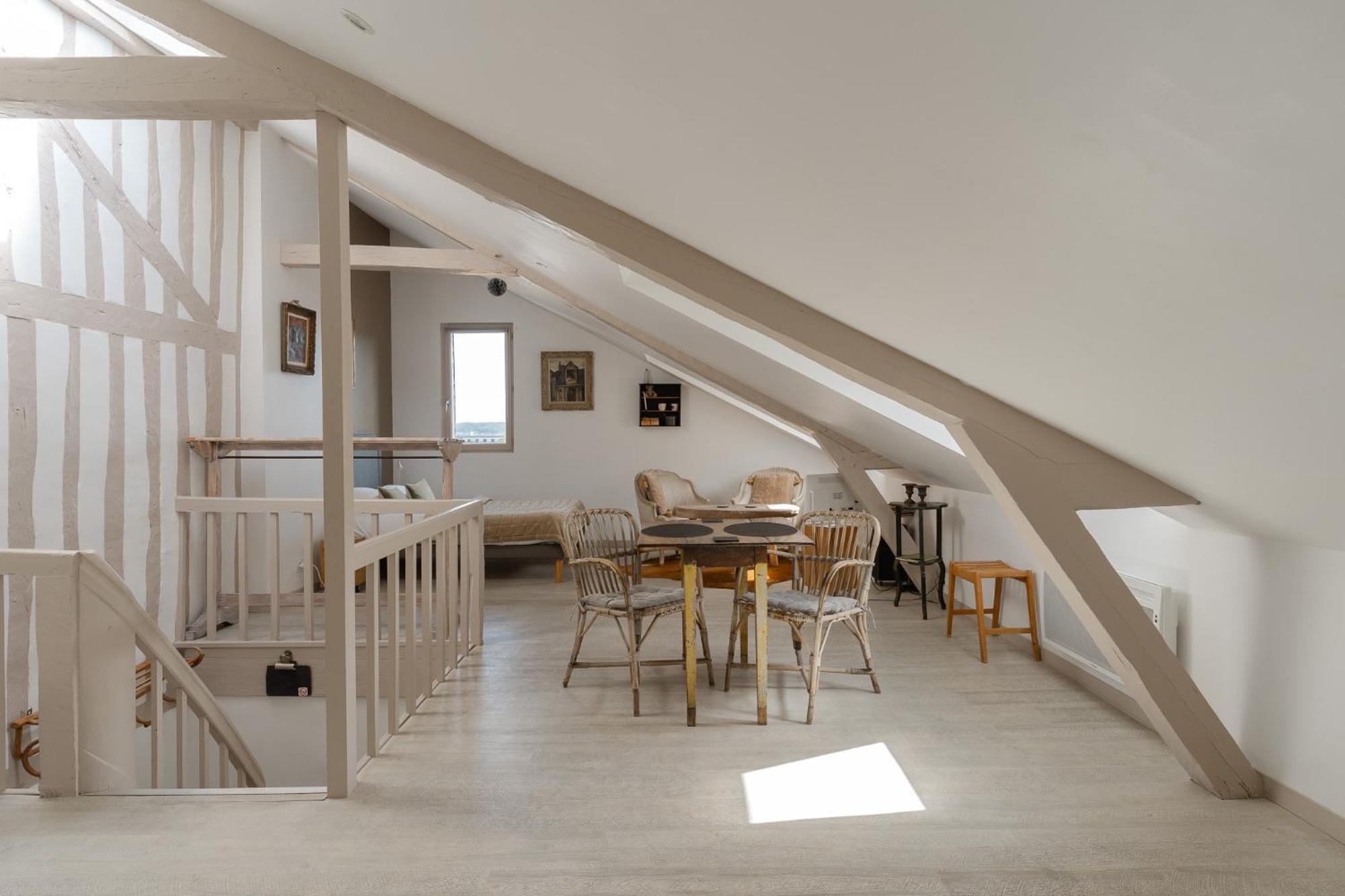 Studio Et Appartements Sainte Catherine Онфлёр Экстерьер фото